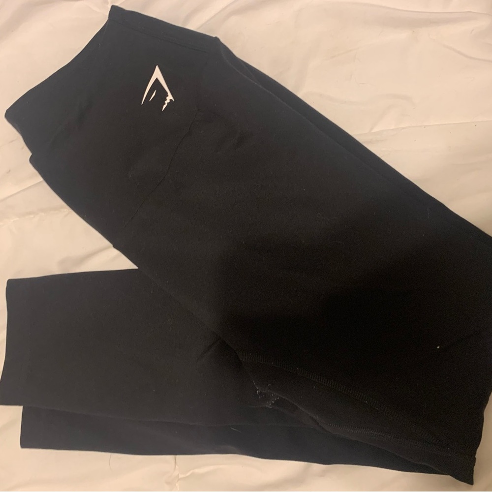 GYMSHARK BLACK LEGGINGS